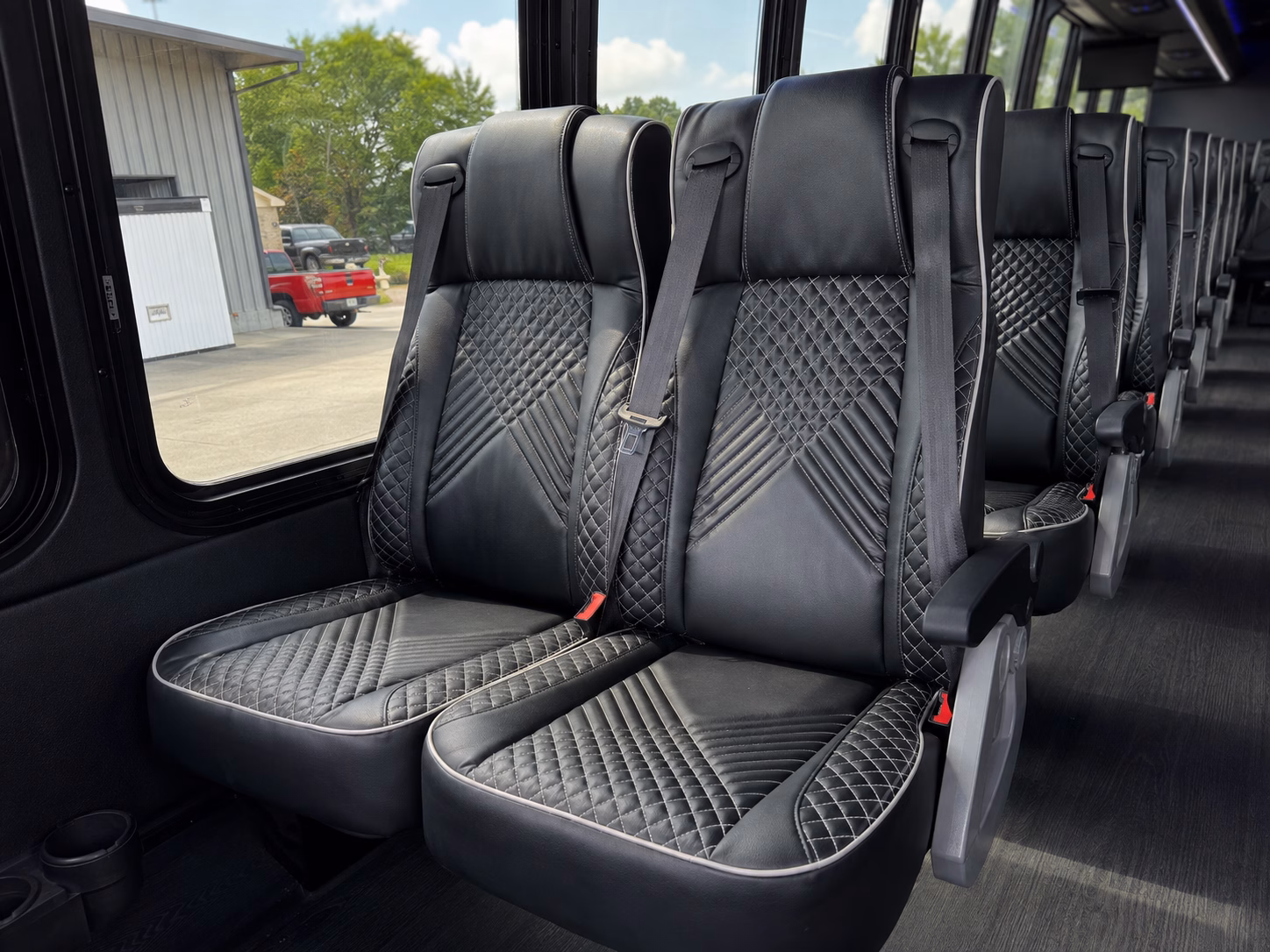 charter buses from sterling heights to chicago cleveland and beyond