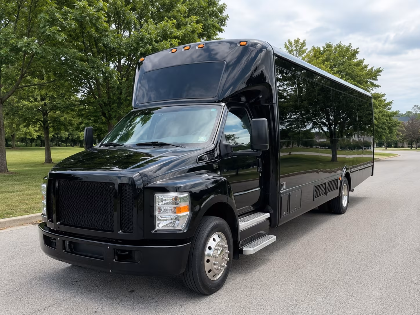 royal oak party bus rental
